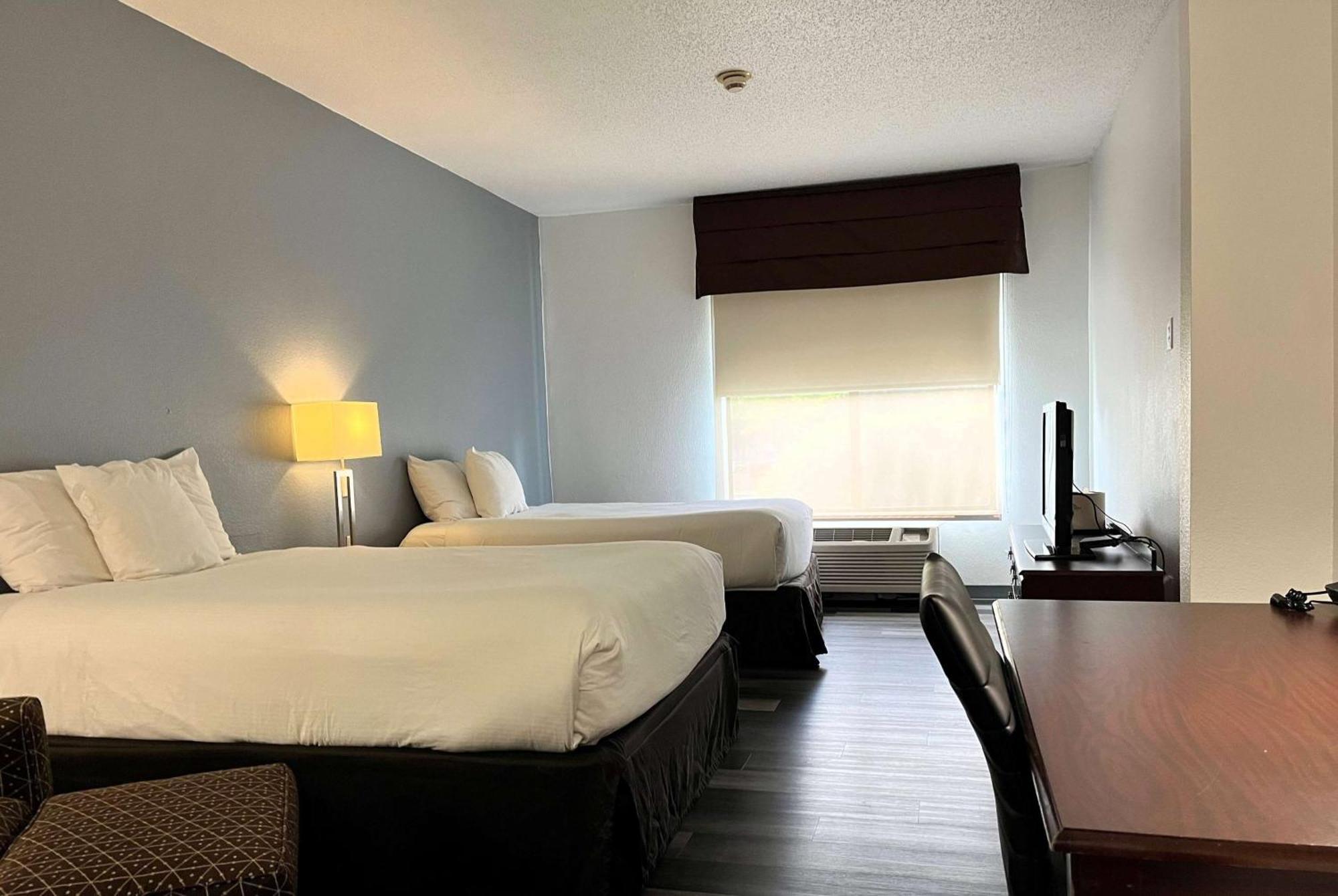 Wingate By Wyndham Airport - Rockville Road Indianapolis Esterno foto