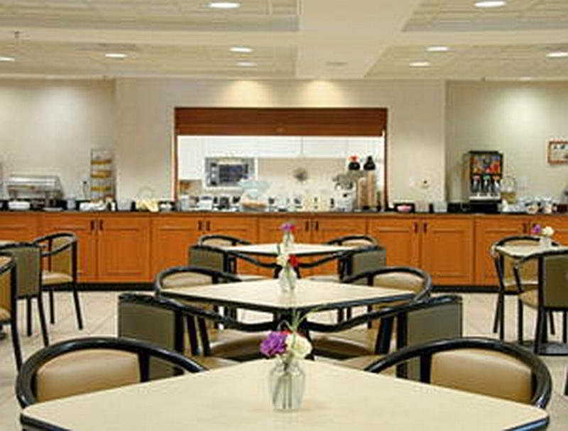 Wingate By Wyndham Airport - Rockville Road Indianapolis Esterno foto